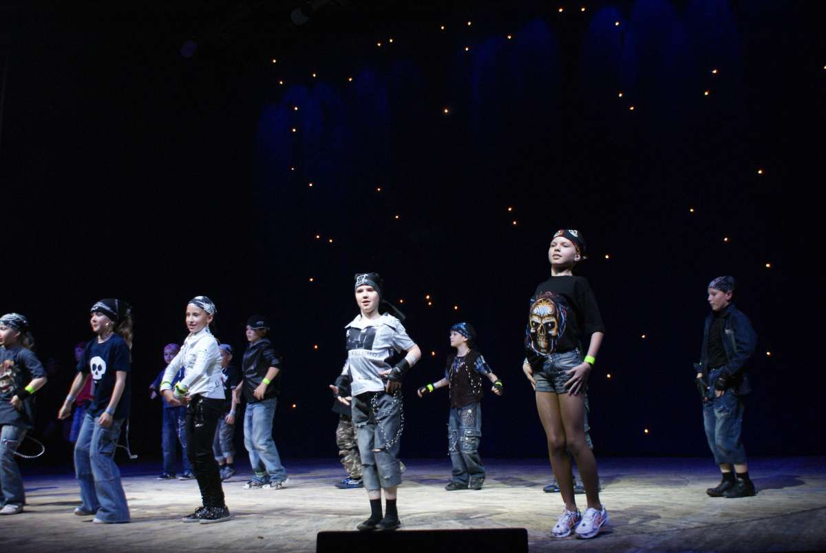 concert_v_krugy_dryzej_134